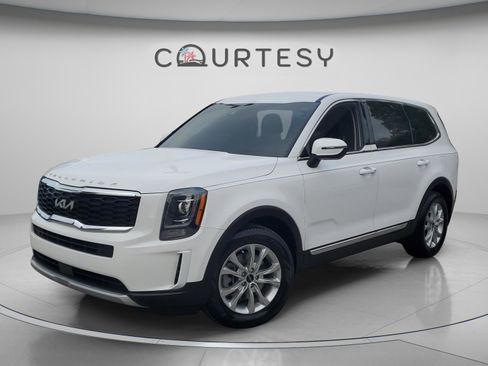 Used 2022 Kia Telluride LX AWD/4WD image 1