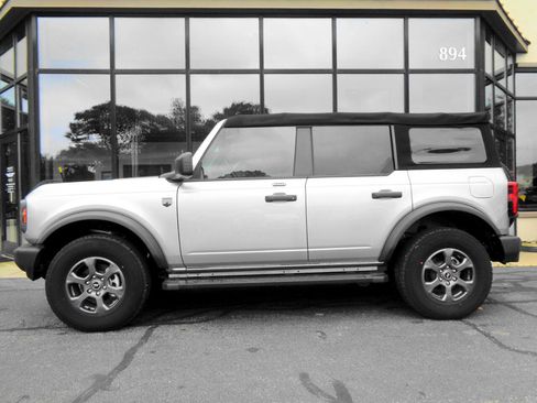 Used 2022 Ford Bronco Big Bend image 8