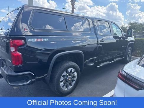 Used 2022 Chevrolet Silverado 2500 Custom w/ Custom Value Package AWD/4WD image 2