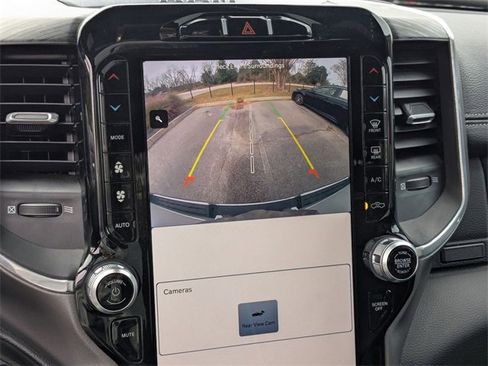 Used 2023 RAM 1500 Laramie image 23