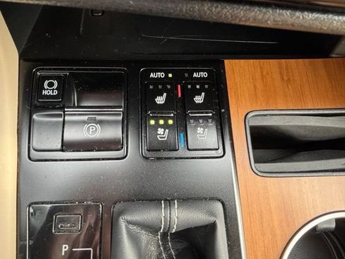 Used 2022 Lexus RX 350 AWD w/ Premium Package image 38