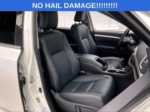 Used 2019 Toyota Highlander XLE AWD/4WD image 7