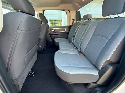 Used 2023 RAM 1500 Classic SLT AWD/4WD image 12