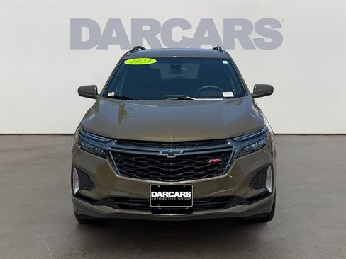 Used 2023 Chevrolet Equinox RS AWD/4WD image 2