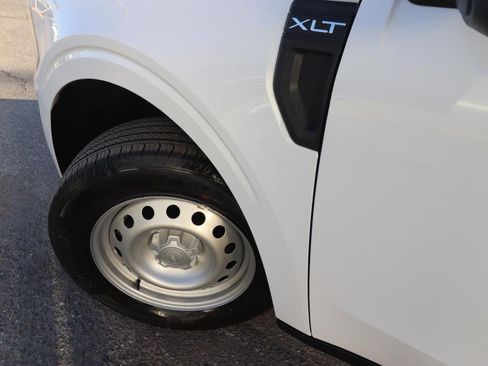 Certified 2025 Ford Maverick XLT w/ Equipment Group 302A image 6