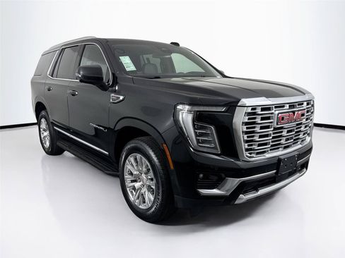 Used 2025 GMC Yukon Denali AWD/4WD image 10