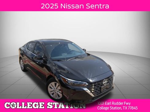 Used 2025 Nissan Sentra S FWD image 1