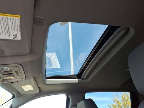 New 2026 GMC Sierra 2500 SLT w/ SLT Convenience Package image 19