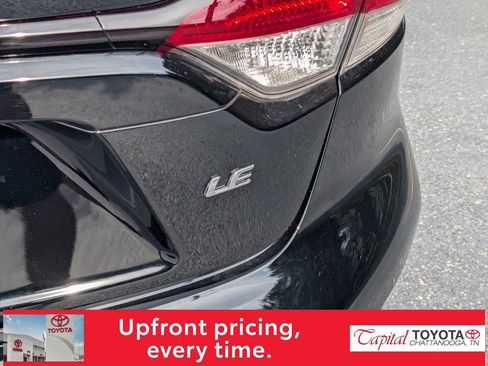 Used 2026 Toyota Corolla LE FWD image 8