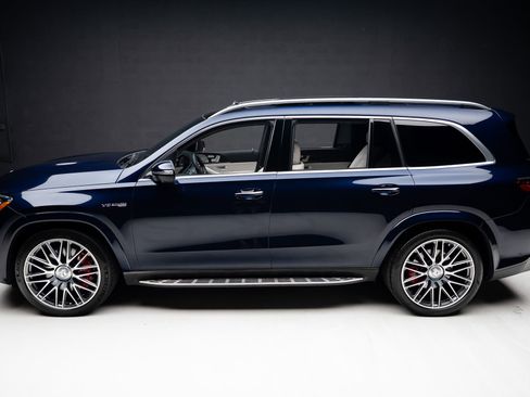 Used 2021 Mercedes-Benz GLS 63 AMG 4MATIC image 16