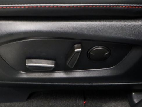 Used 2025 Ford Explorer ST-Line image 25