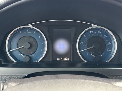 Used 2017 Toyota Camry LE image 26