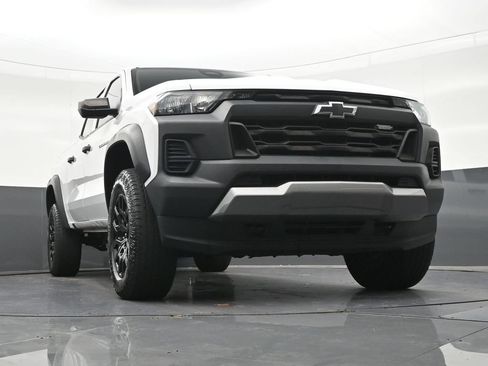 Used 2023 Chevrolet Colorado Trail Boss w/ Advanced Trailering Package AWD/4WD image 34