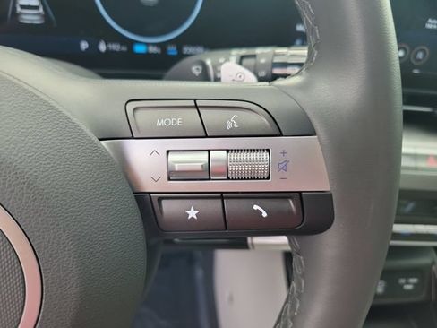 Used 2024 Hyundai Kona SEL FWD image 19