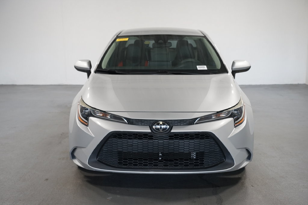 Certified 2021 Toyota Corolla LE FWD image 2