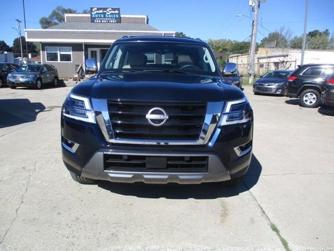 Used 2023 Nissan Armada Platinum w/ Captain's Chairs Package image 6