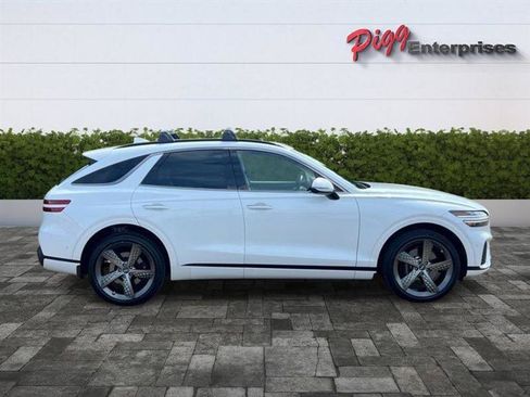 Used 2025 Genesis GV70 3.5T Sport w/ Sport Advanced Package AWD/4WD image 7
