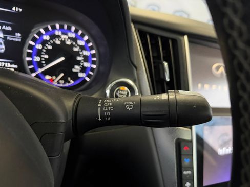 Used 2019 INFINITI Q50 Signature Edition image 31