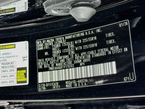 Certified 2026 Toyota Corolla Cross XLE FWD image 33