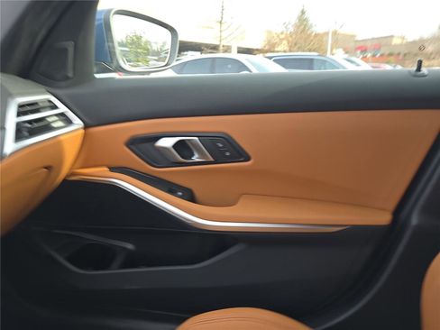 New 2026 BMW 330i xDrive Sedan w/ Premium Package image 22