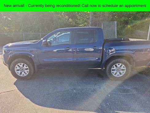 Used 2022 Nissan Frontier SV AWD/4WD image 4