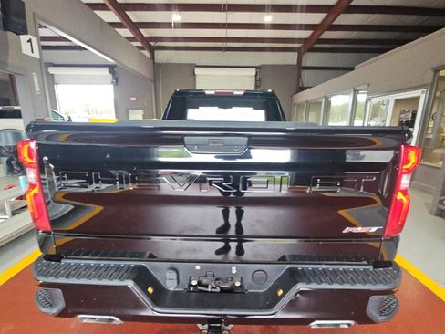 Used 2019 Chevrolet Silverado 1500 RST w/ True North Edition AWD/4WD image 4