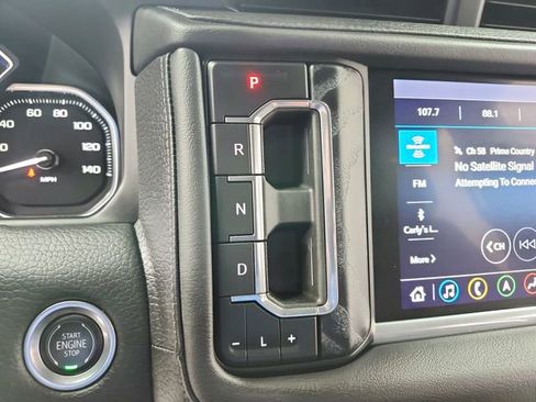 Used 2021 GMC Yukon XL Denali w/ Denali Premium Package image 28