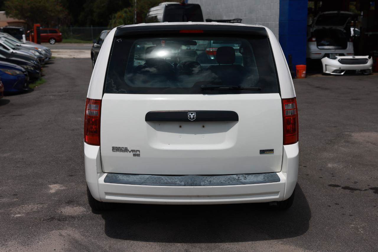 Used 2008 Dodge Grand Caravan SE FWD image 9