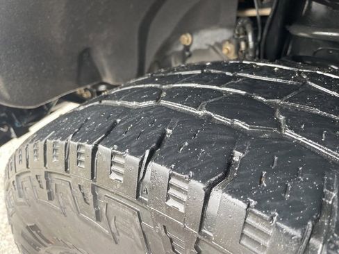 Used 2020 Ford F250 XLT w/ XLT Premium Package image 11