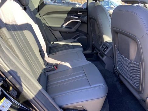 Used 2025 Audi Q5 Premium Plus w/ Premium Plus image 28