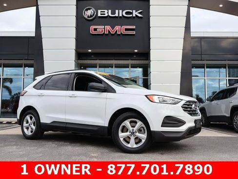 Used 2021 Ford Edge SE image 1