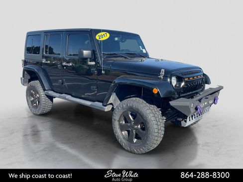 Used 2017 Jeep Wrangler Unlimited Sahara w/ Connectivity Group AWD/4WD image 1