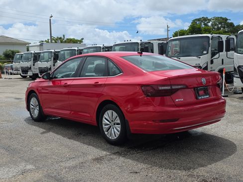 Used 2020 Volkswagen Jetta S w/ Driver Assistance Package FWD image 5
