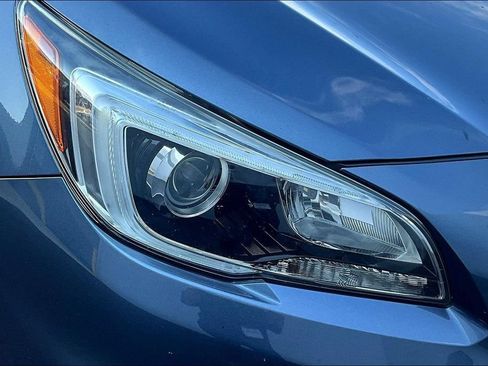Used 2016 Subaru Outback 2.5i Limited AWD/4WD image 28