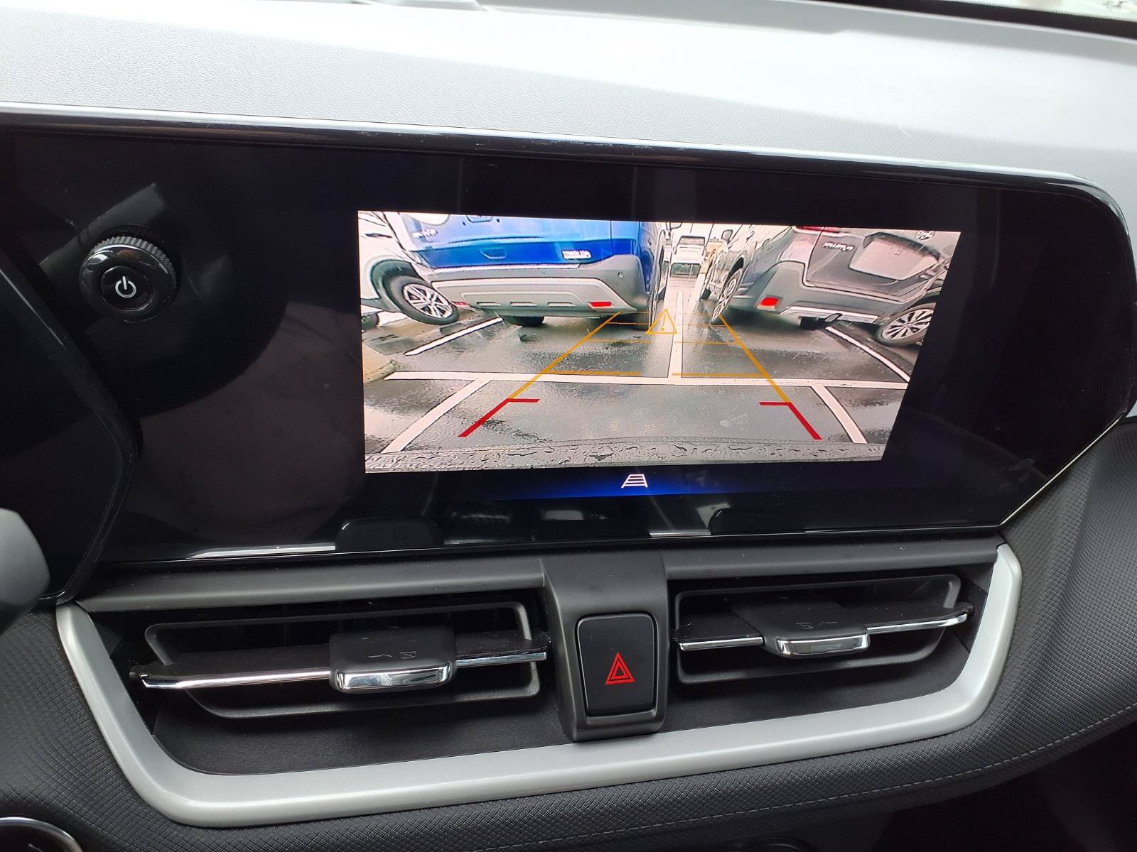 Used 2024 Chevrolet TrailBlazer LS w/ LS Convenience Package FWD image 5