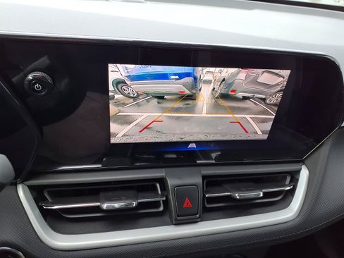 Used 2024 Chevrolet TrailBlazer LS w/ LS Convenience Package FWD image 5