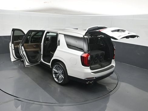 Used 2025 GMC Yukon Denali Ultimate AWD/4WD image 62