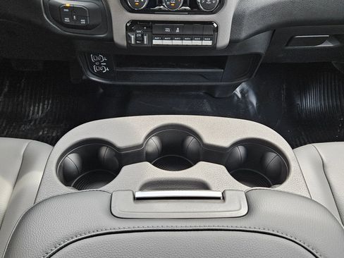 New 2026 RAM 3500 Tradesman AWD/4WD image 10