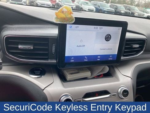 Used 2023 Ford Explorer XLT w/ Equipment Group 202A image 6