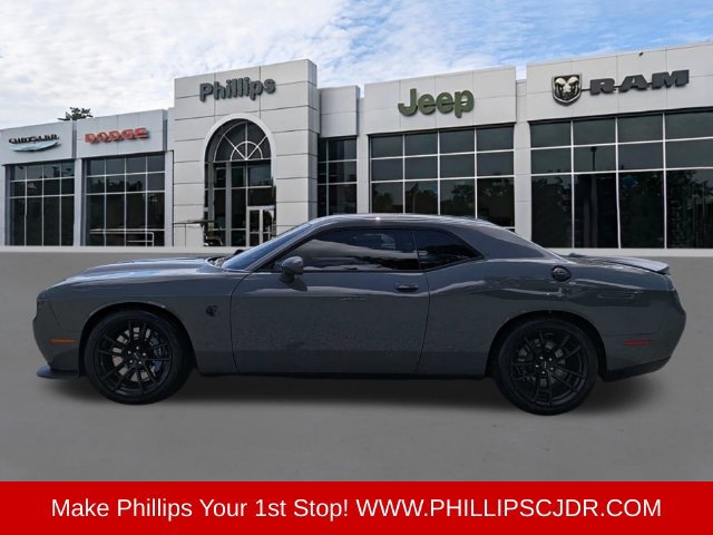 Used 2023 Dodge Challenger SRT Hellcat RWD image 6