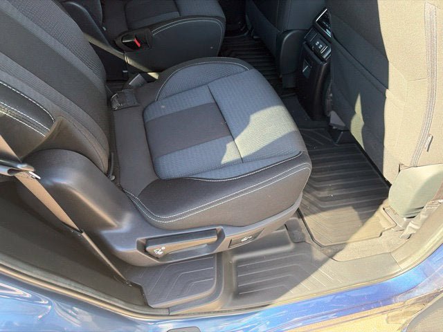 Used 2022 Subaru Ascent Premium w/ Convenience Package AWD/4WD image 7