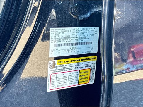 Used 2024 Ford Expedition Limited image 33