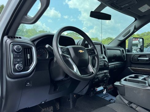 Used 2020 Chevrolet Silverado 2500 LT AWD/4WD image 14