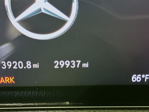 Used 2024 Mercedes-Benz GLB 250 image 19