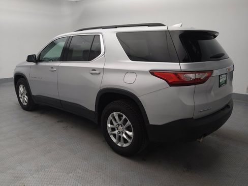 Used 2021 Chevrolet Traverse LT FWD image 3
