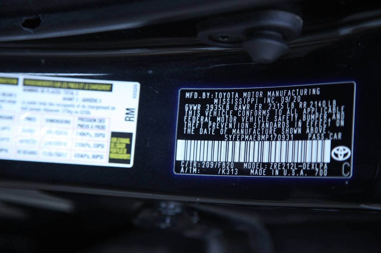 Used 2021 Toyota Corolla LE FWD image 38
