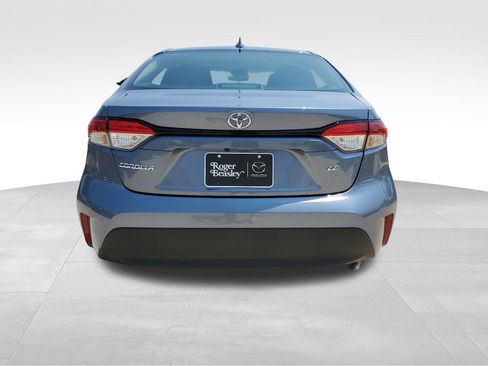 Used 2026 Toyota Corolla LE FWD image 6