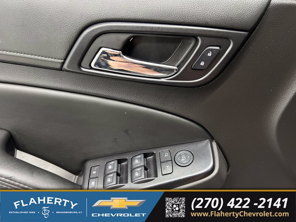 Used 2016 Chevrolet Suburban LT AWD/4WD image 23