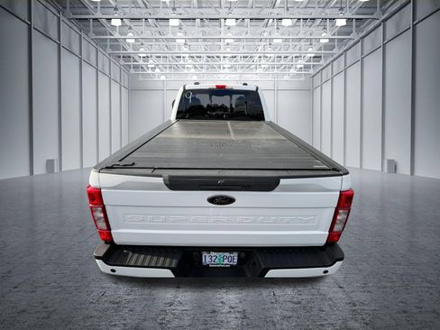 Used 2022 Ford F350 XLT w/ Black Appearance Package AWD/4WD image 19
