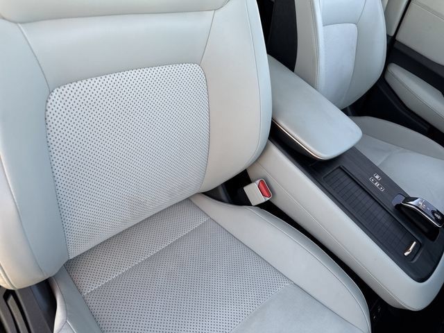 Certified 2024 Nissan Ariya AWD image 28